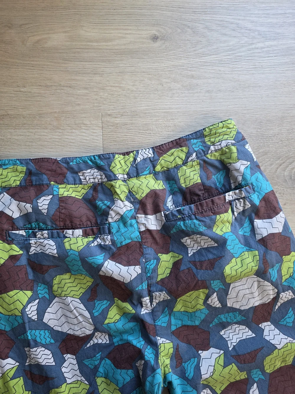 ASOS Multicolor Geometric Print Capris - Picture 6 of 9